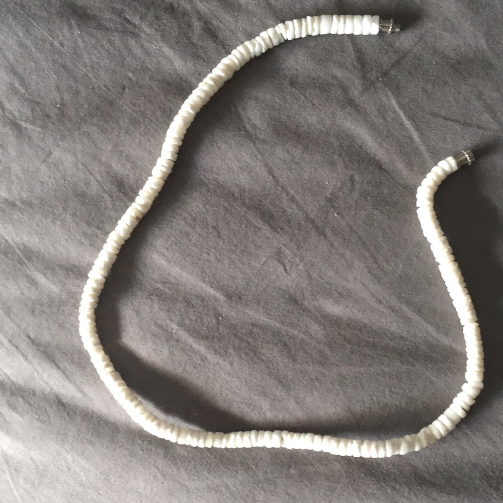 Puka shell necklace🐠🪸
